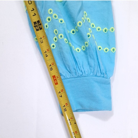 Lilly Pulitzer Alla Sweatshirt M Eyelet Embroidered Puff Sleeve Horizon Blue - Picture 12 of 12
